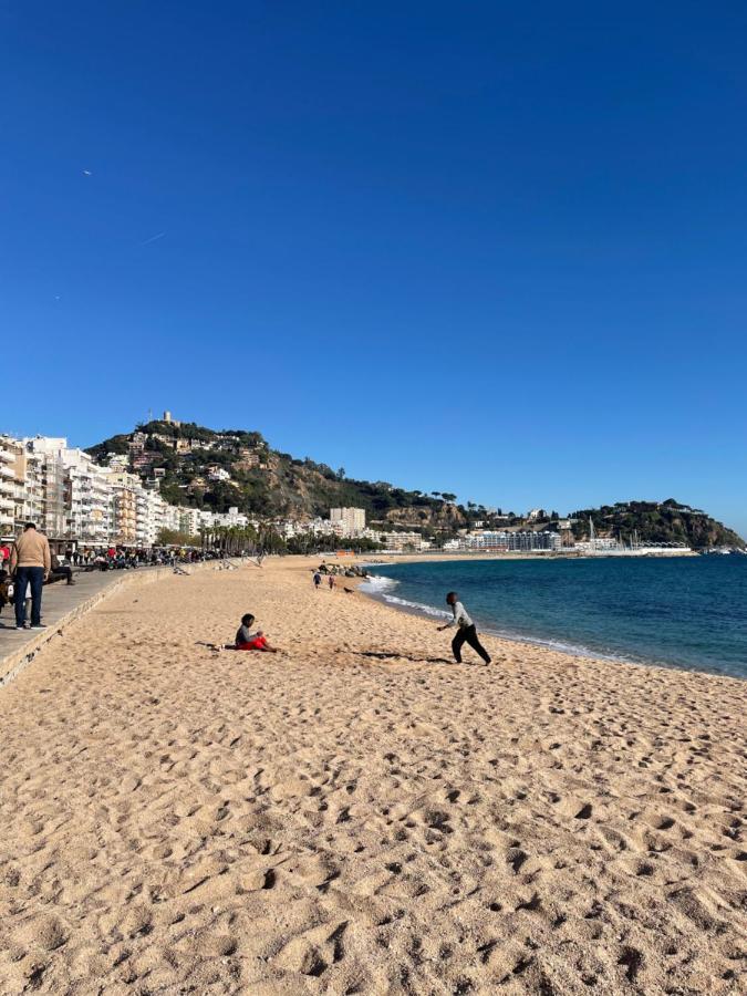 Villa Herlinda Costa Brava - With Swiming Pool マサネッド・ダ・ラ・セルバ エクステリア 写真